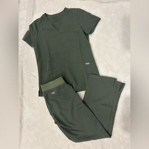 Figs Olive Green V‑Neck Scrub Set with Orange Drawcord